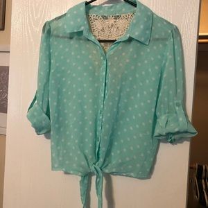 Super cute polka dot top
